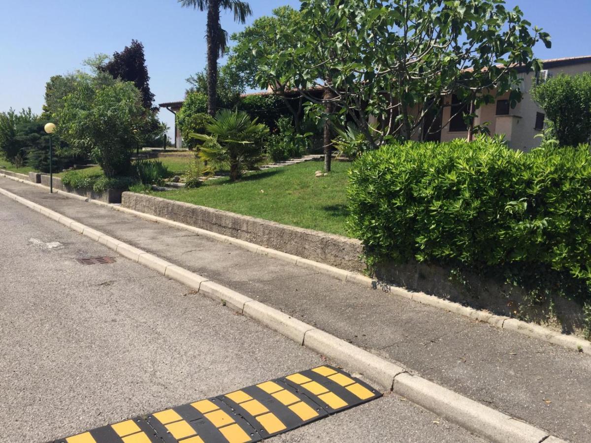 Casa Laura Garda Lago بوتسولينغو المظهر الخارجي الصورة